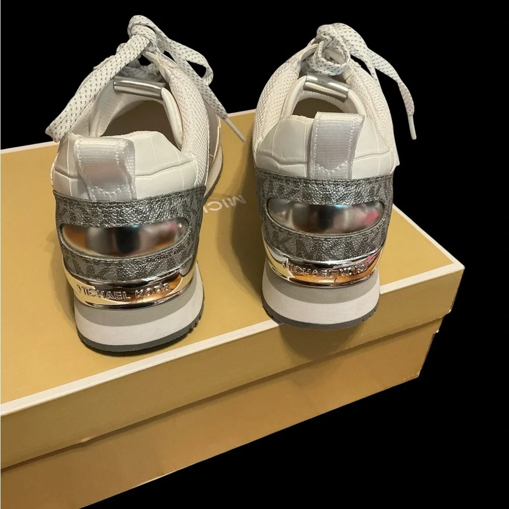 Michael Kors Sneakers